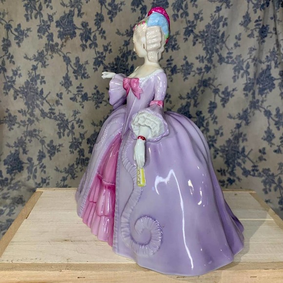 Franklin Porcelain Marianne The Minuet Museum of Costume 1980 - Picture 10 of 16